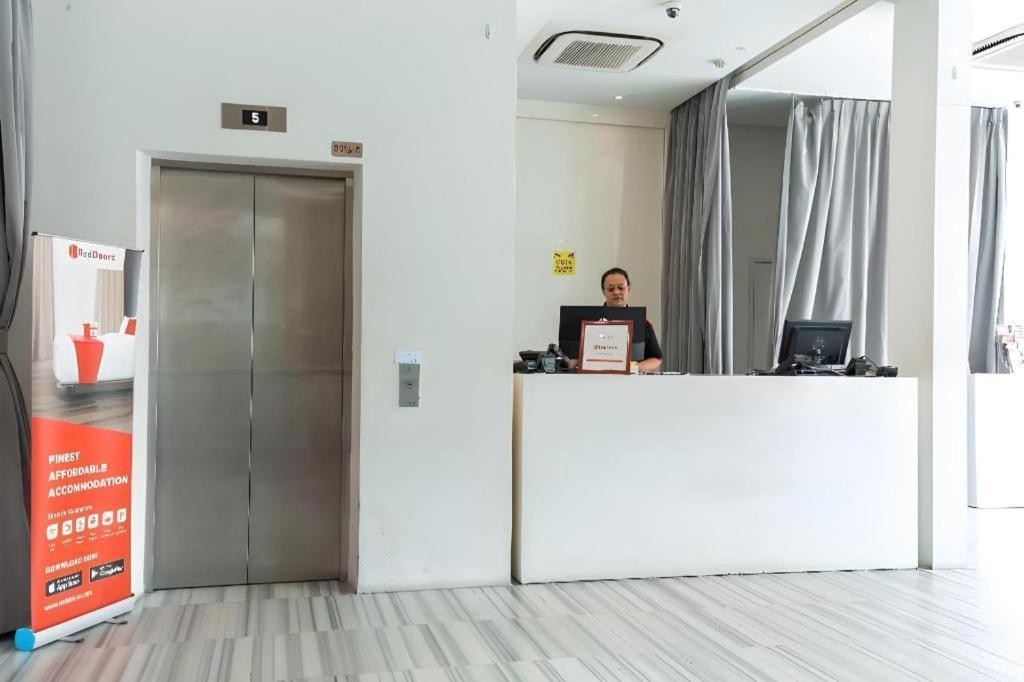 Reddoorz Hotel Plus @ Little India سنغافورة المظهر الخارجي الصورة